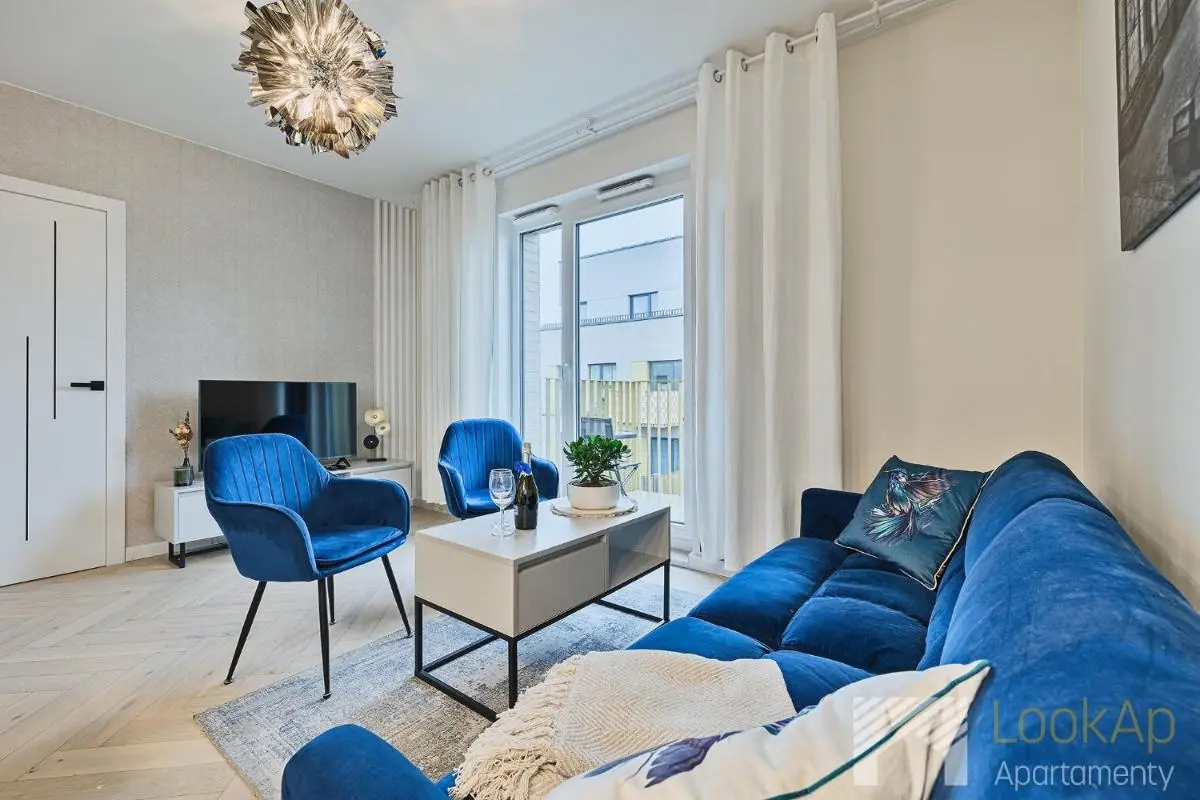 Image 4 of Fuzja Black&White by LookAp