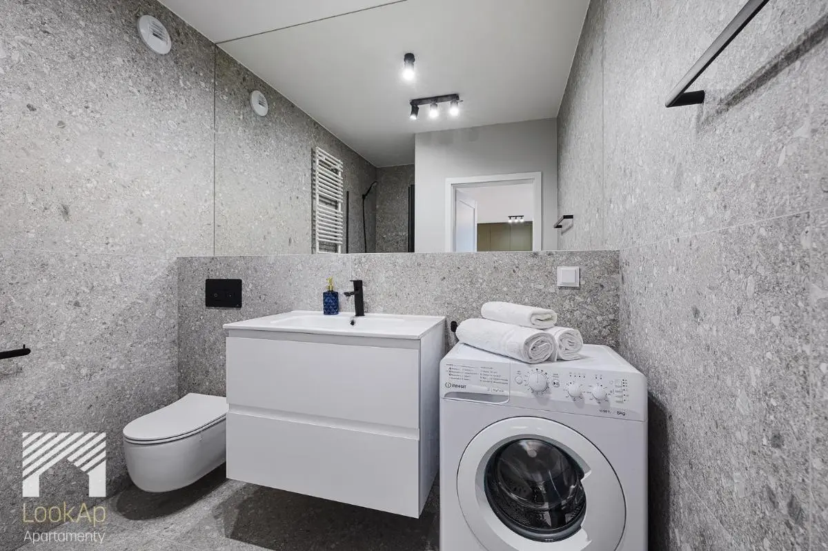 Image 2 of Fuzja II by LookAp