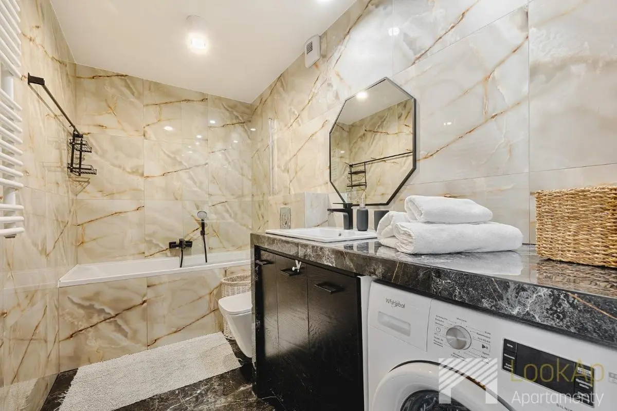 Image 2 of Fuzja IV by LookAp