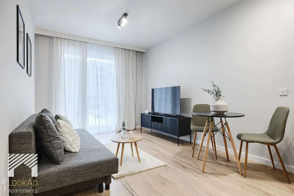 Image of Fuzja I by LookAp