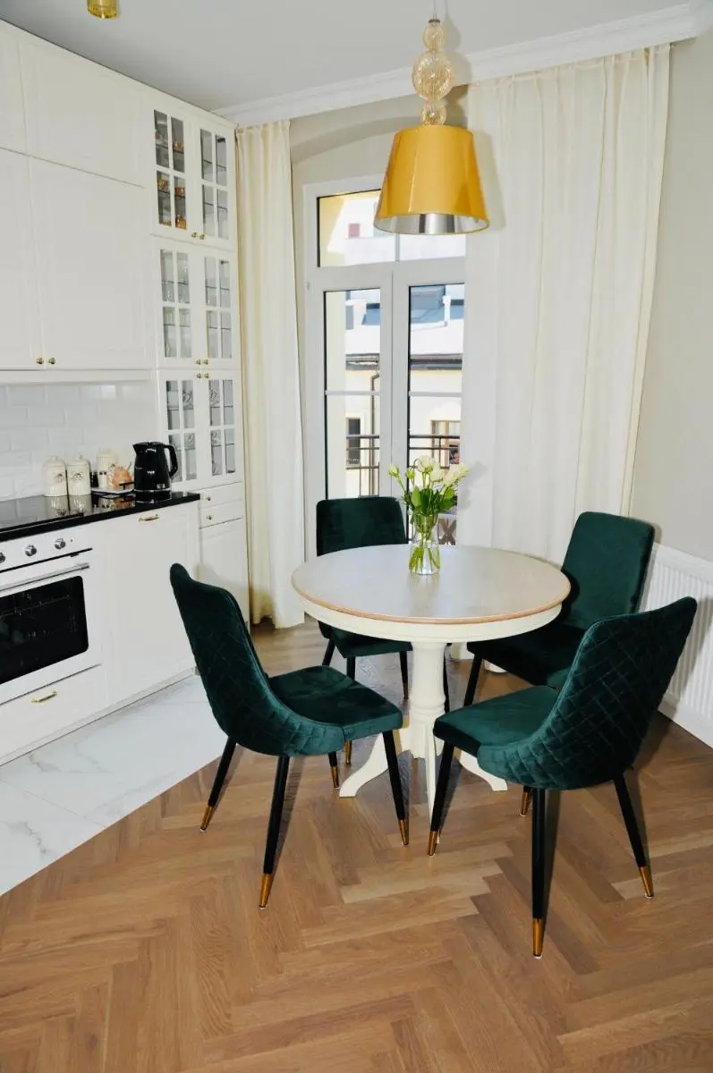 Image 3 of GOLD APARTMENT Piotrkowska 37