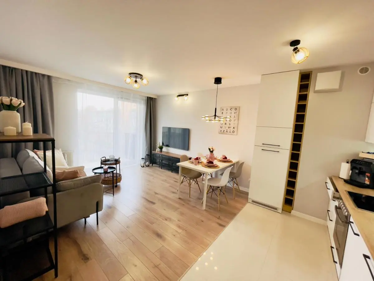 Image 6 of Golden Tobaco by Aparo – Winda, Łóżeczko, Balkon, Atlas Arena, ZOO, Aquapark, Piotrkowska, Park, Dworzec PKP, Ekspres do Kawy