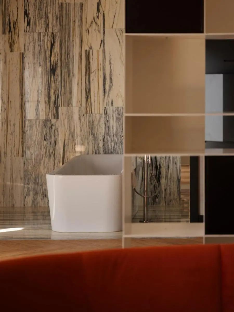 Image 4 of Grand Hotel