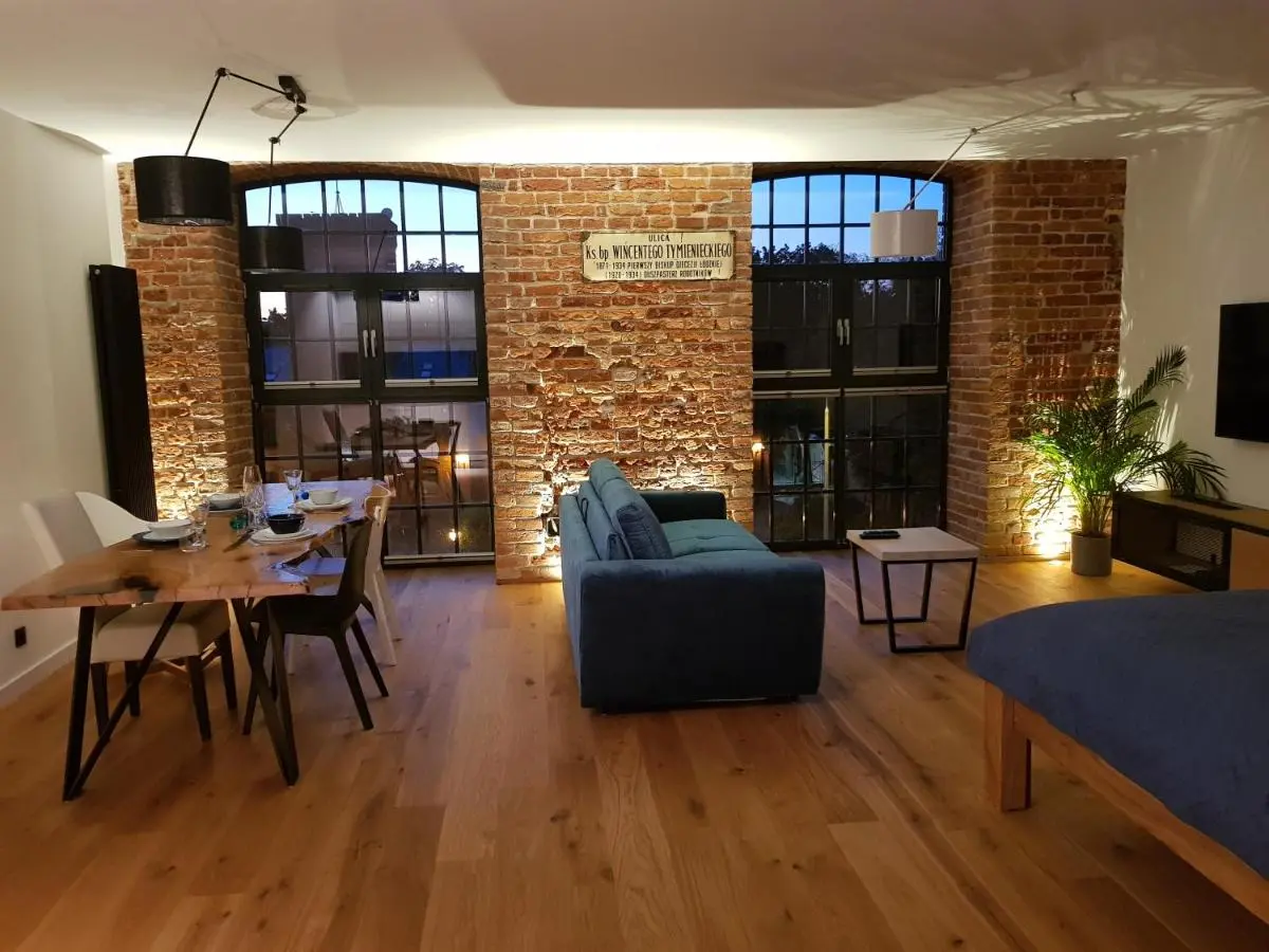 Image 3 of Home Factory