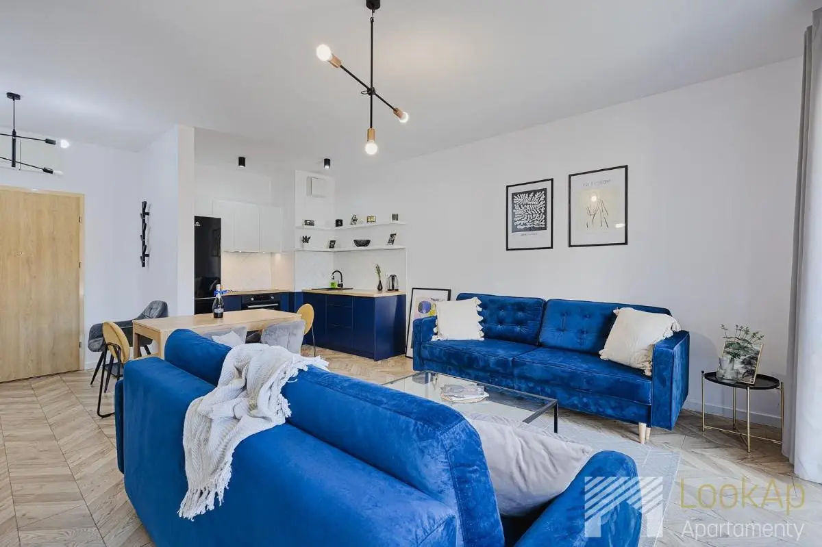 Image 4 of Ilumino by LookAp