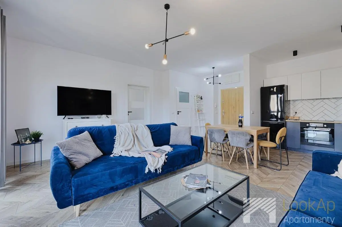 Image 2 of Ilumino by LookAp