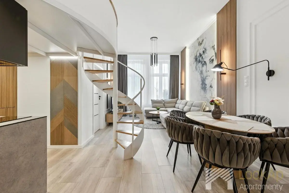 Image 3 of Jaracza Premium&Deluxe by LookAp