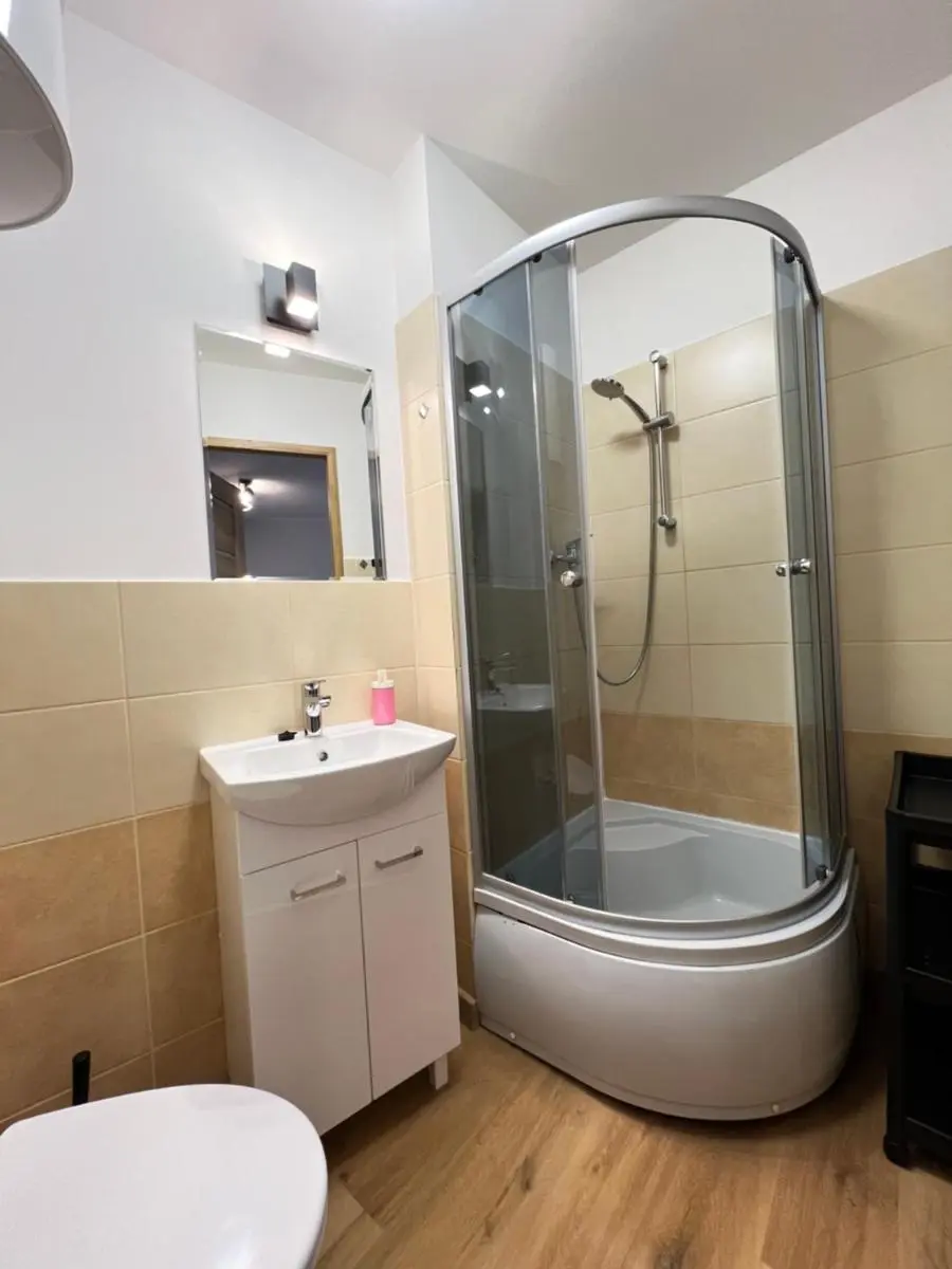 Image 1 of Kawalerka w mieście 65