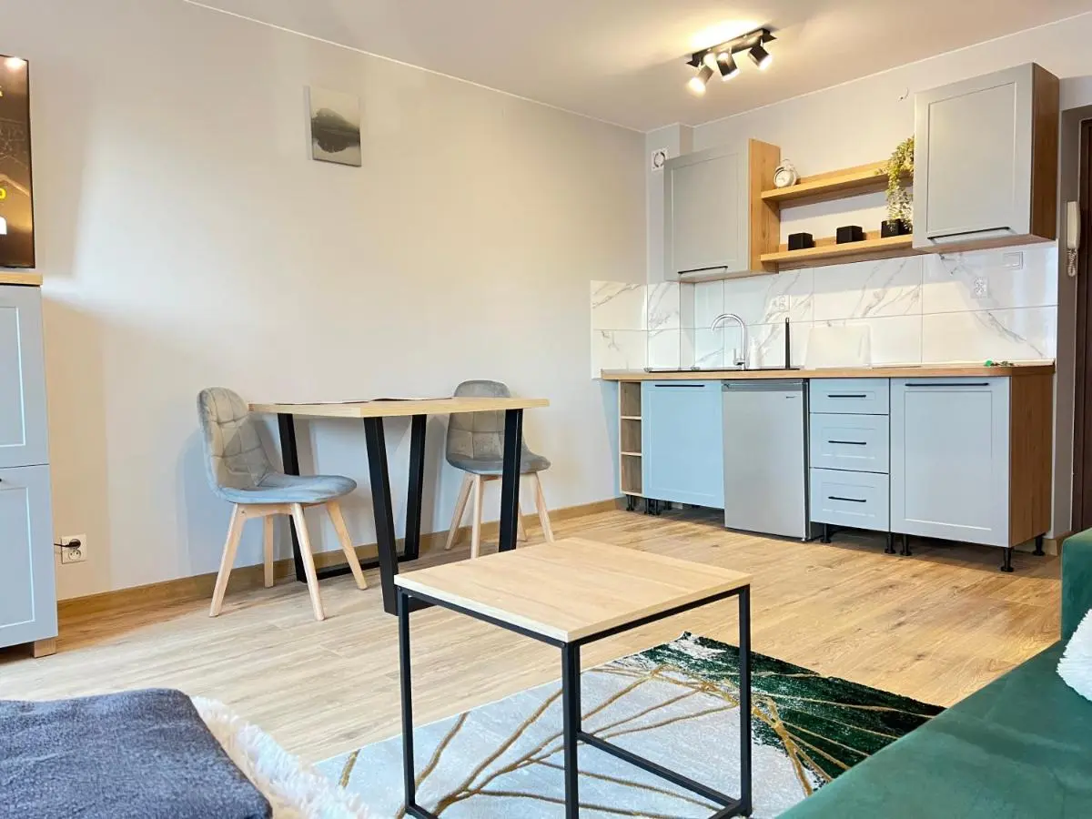 Image 2 of Kawalerka w mieście 65