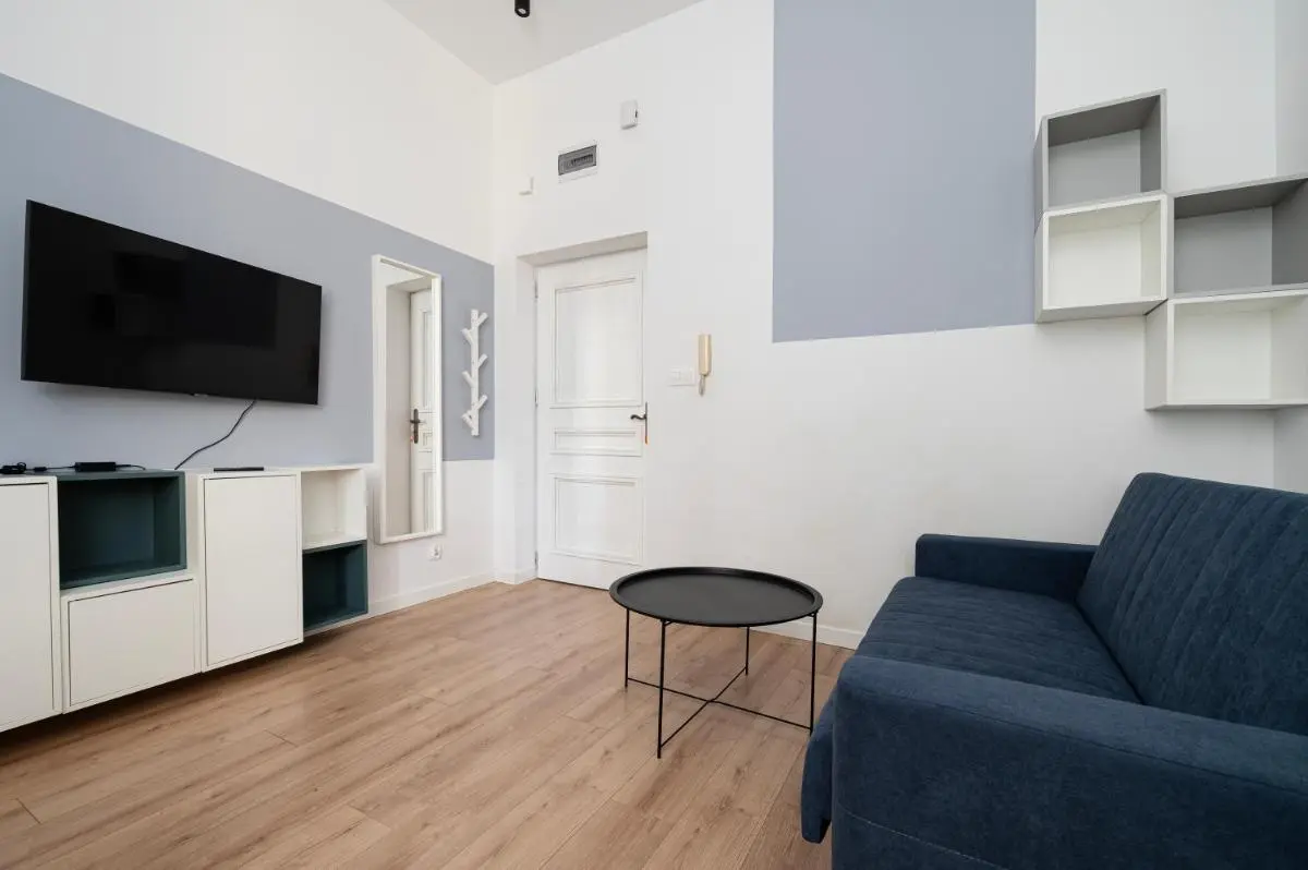 Image 4 of Kilińskiego Comfy Blue Studio by BookingHost