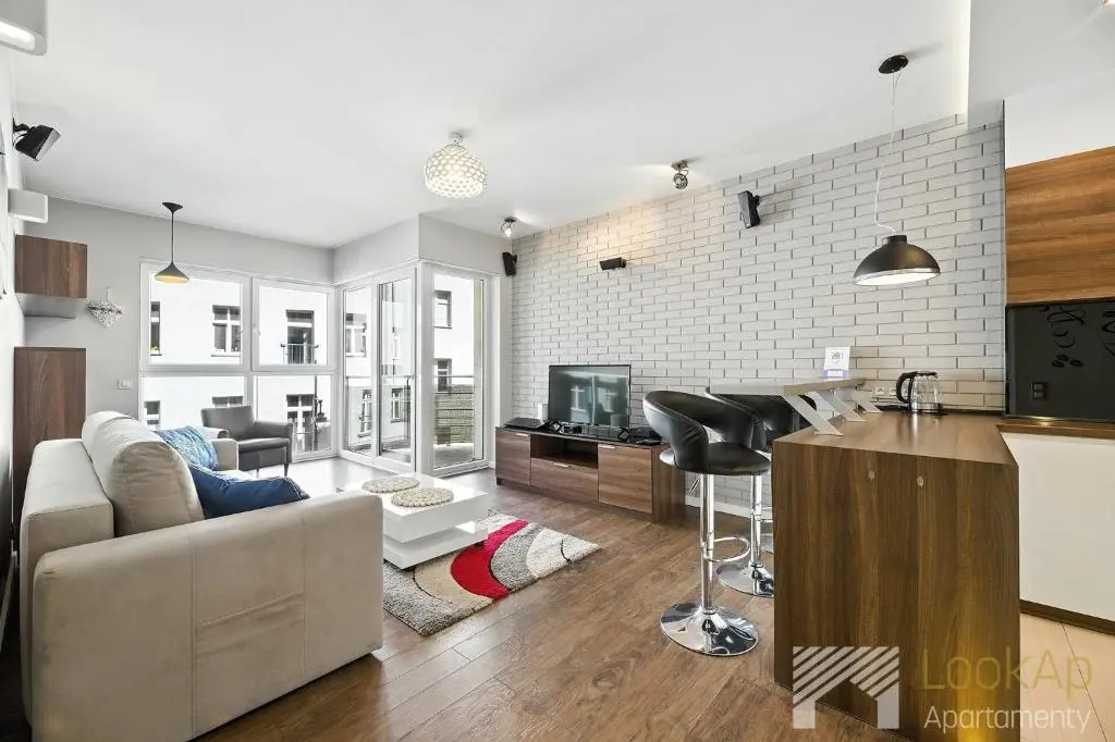 Image of Lipowa Centrum by LookAp – darmowy parking!