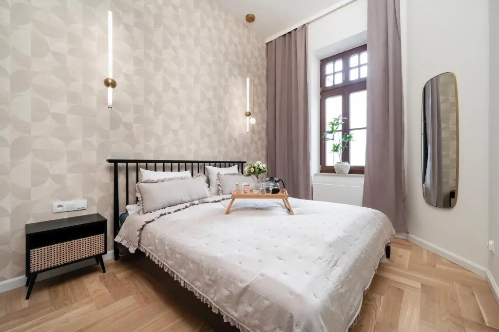 Image of Łódź Downtown Apartment – 42m2, Workspace – by Rentujemy