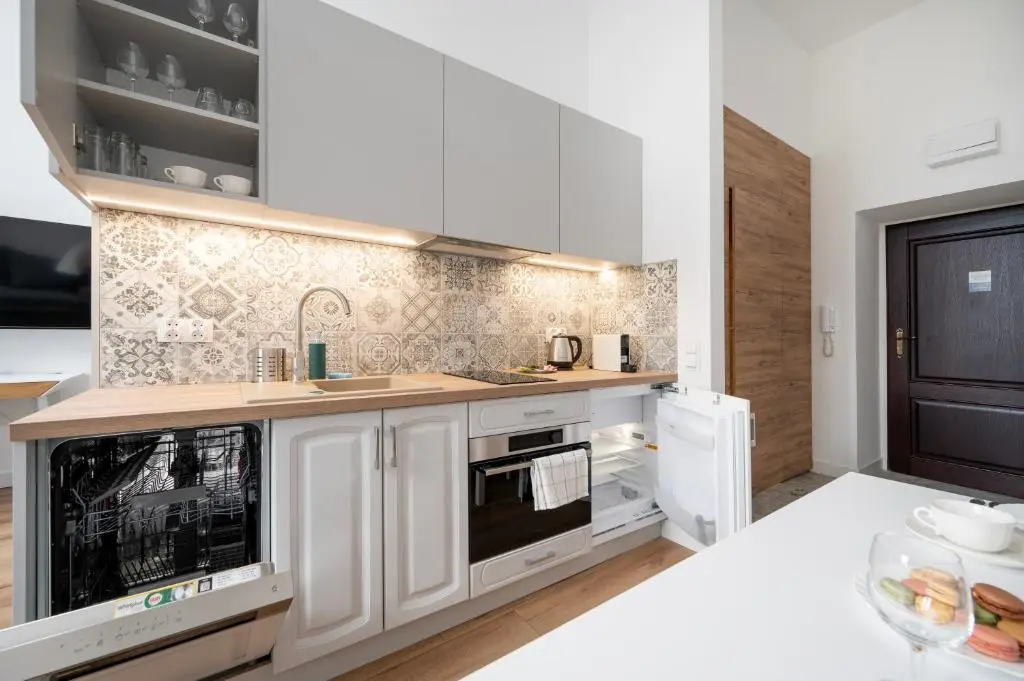 Image of Łódź Jaracza Apt – Workspace, Parking, Park nearby – by Rentujemy