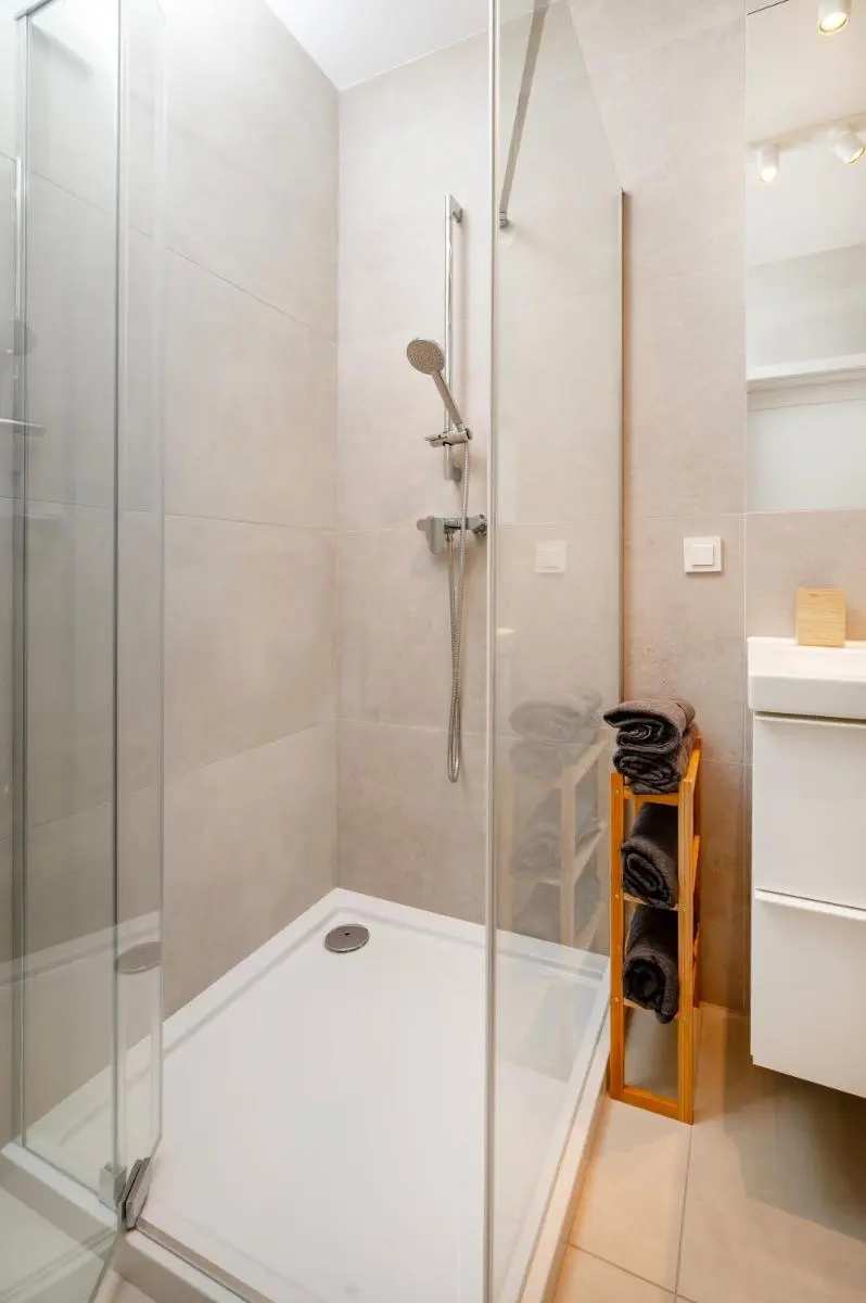 Image 6 of Łódź Manufaktura – Balcony & Workspace by Rentujemy