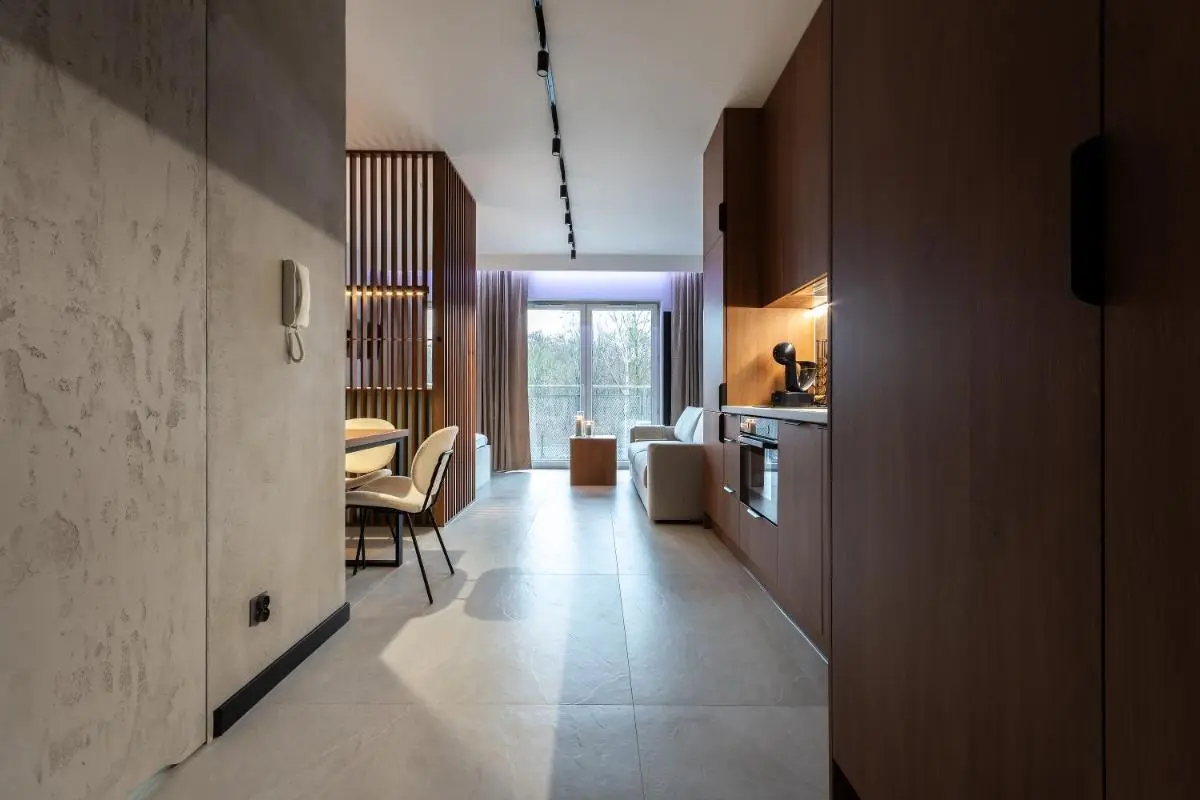 Image 2 of Łódź Narutowicza Studio – Parking, Balcony, AC – by Rentujemy