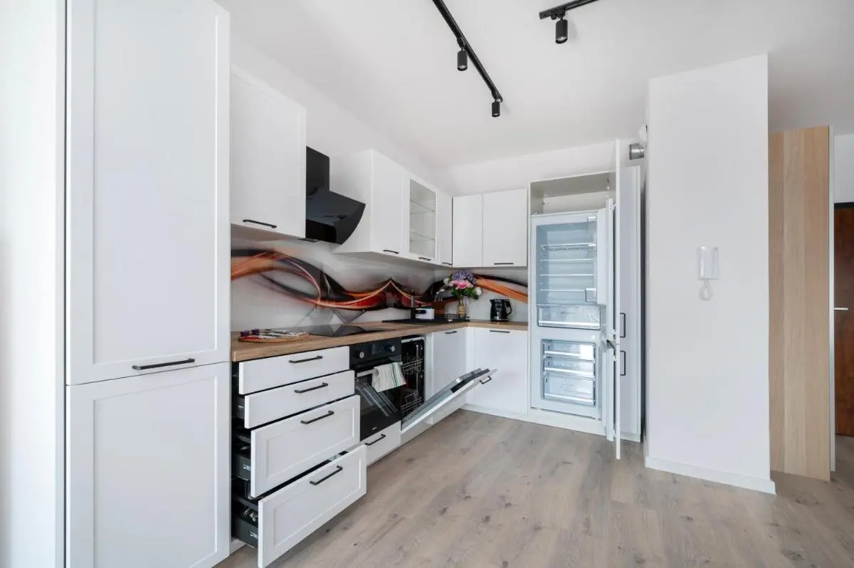 Image 3 of Łódź Pomorska Apt – 50m2 with Balcony – by Rentujemy