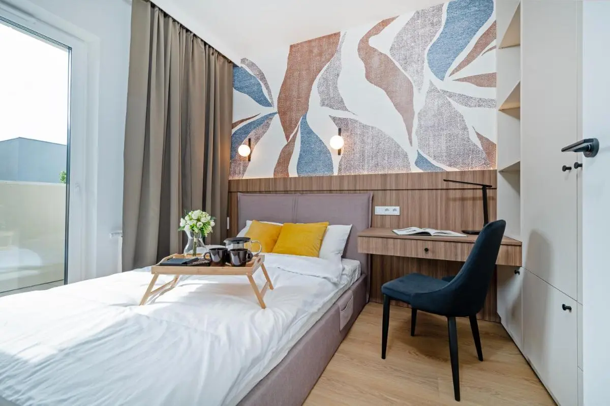 Image 1 of Łódź Wólczańska – Workspace & Balcony – by Rentujemy