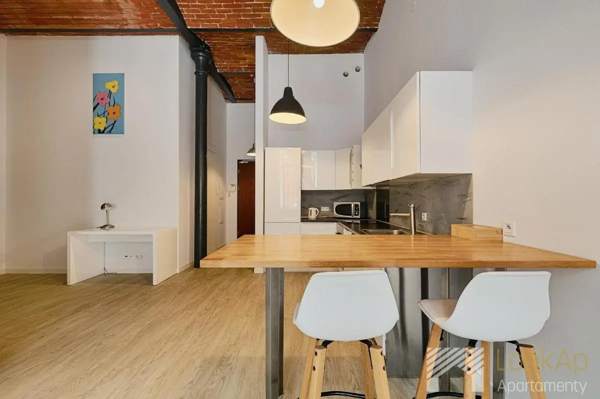 Image 3 of Loft Blue by LookAp Parking Gratis