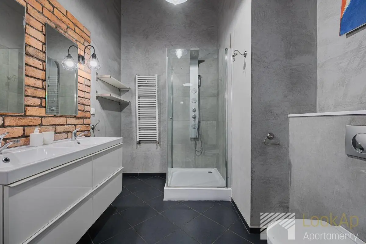 Image 2 of Loft Blue by LookAp Parking Gratis