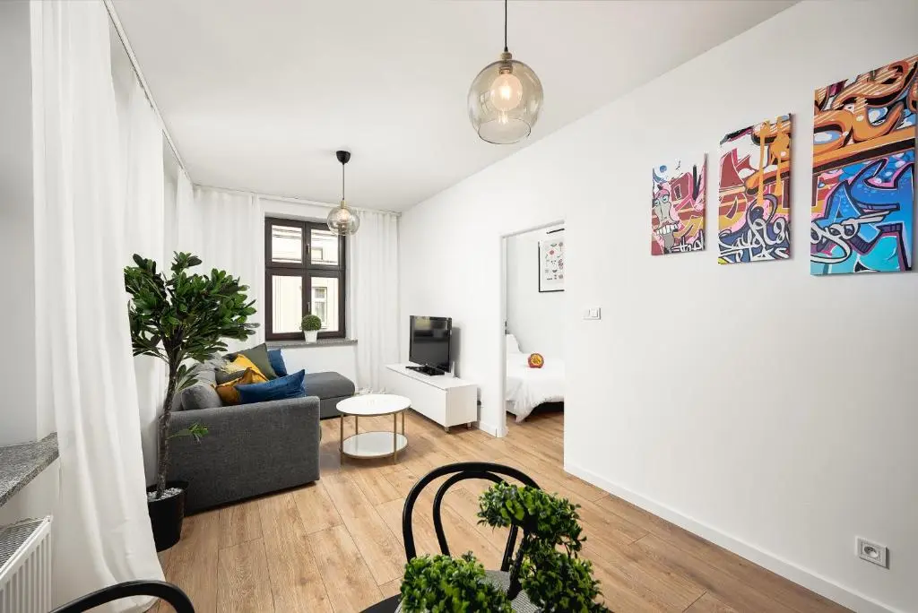 Image of Lumina 2-room apartment near Fabryczna