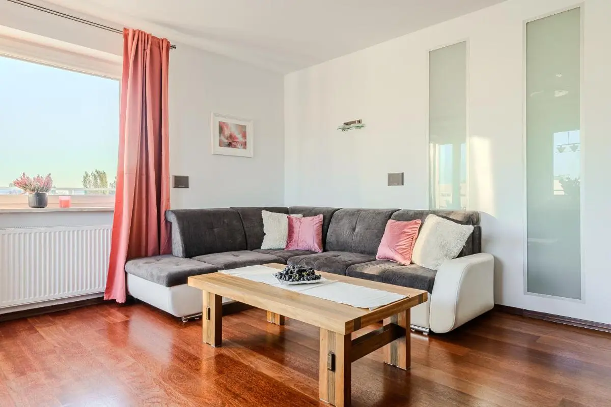 Image 3 of Lumina luxury apart with jaccuzi on Sienkiewicza street