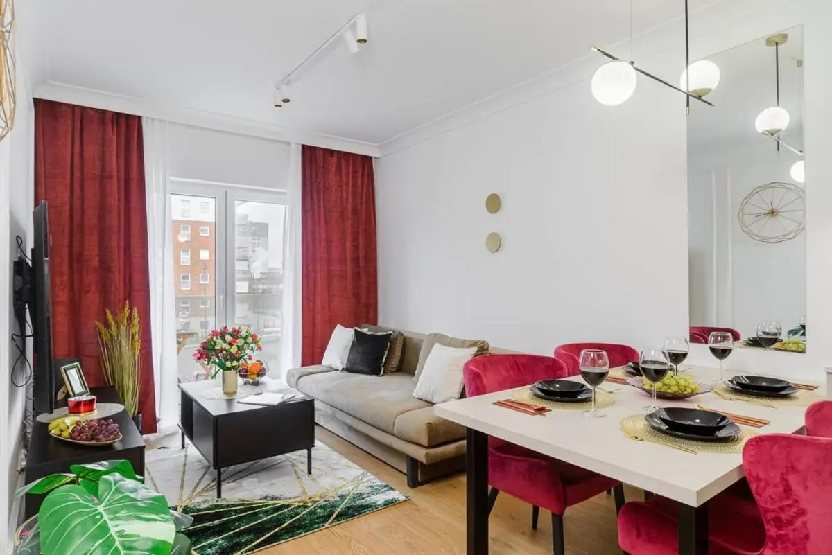 Image 6 of Lumina luxury apartment with parking