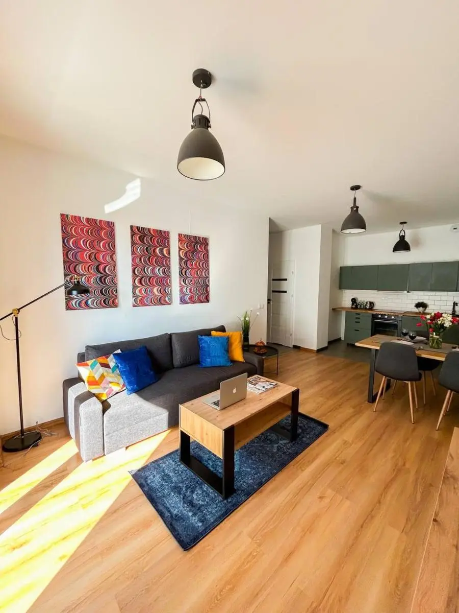 Image 2 of Lumina stylish 3-room apart near Atlas Arena