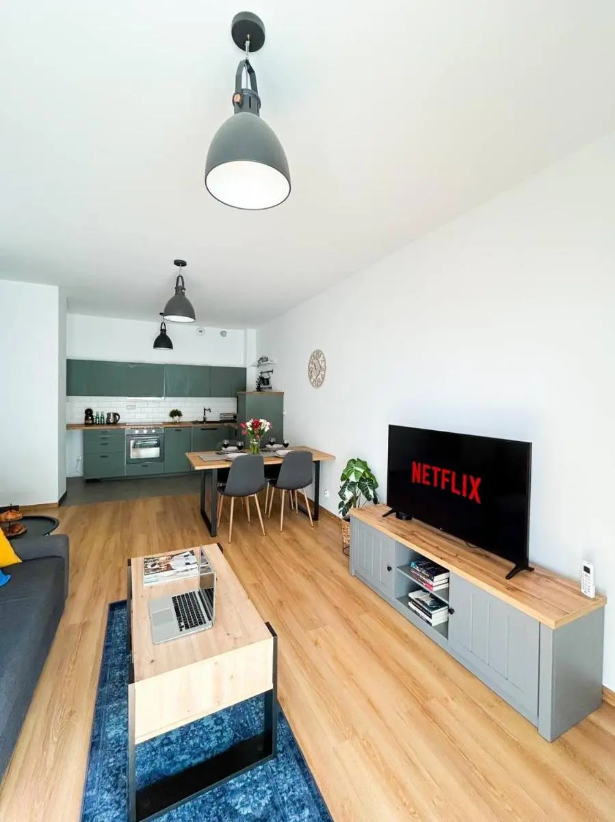 Image 3 of Lumina stylish 3-room apart near Atlas Arena