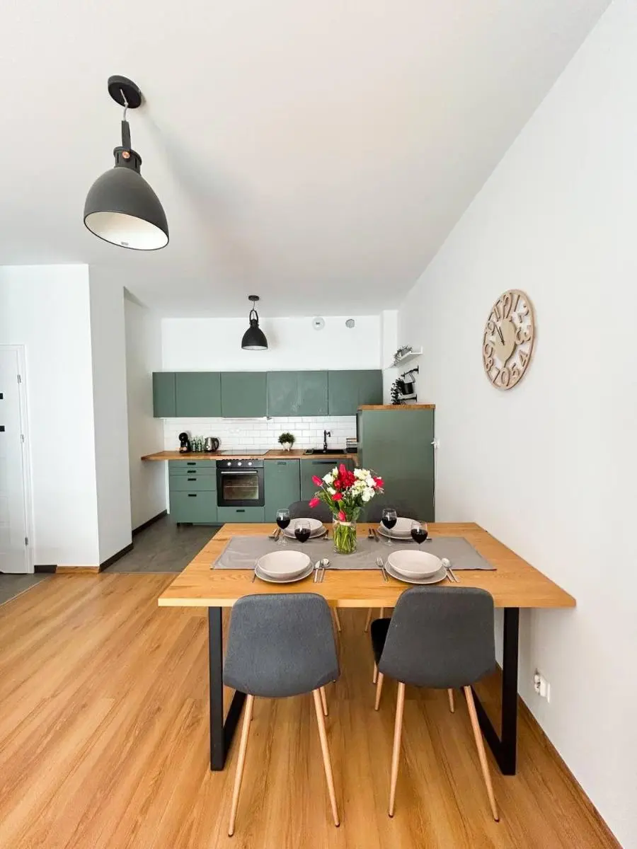 Image 6 of Lumina stylish 3-room apart near Atlas Arena