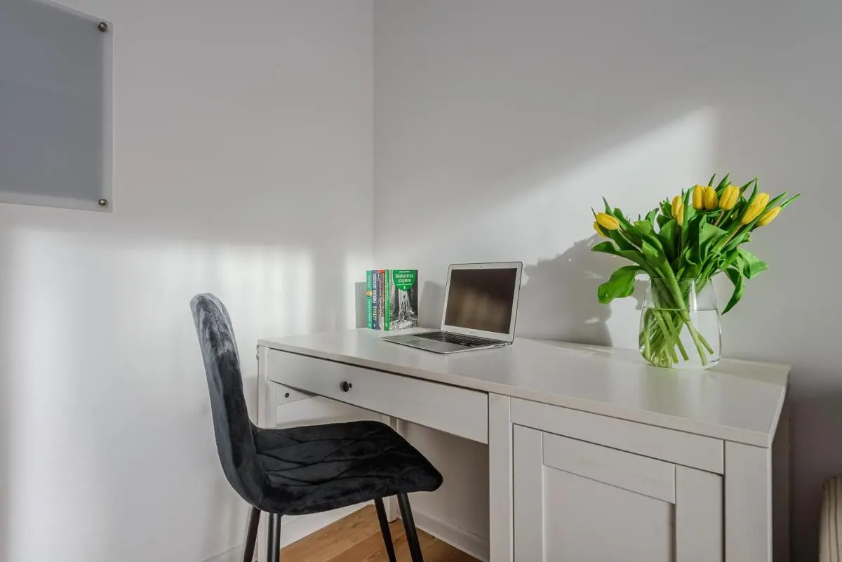 Image 5 of Lumina stylish apart with parking in City Center