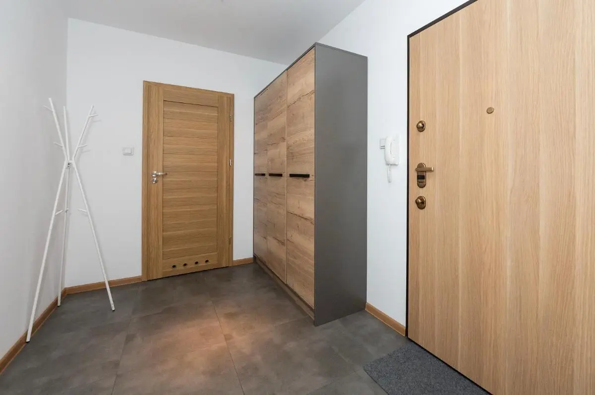 Image 6 of Luxury in City -11-