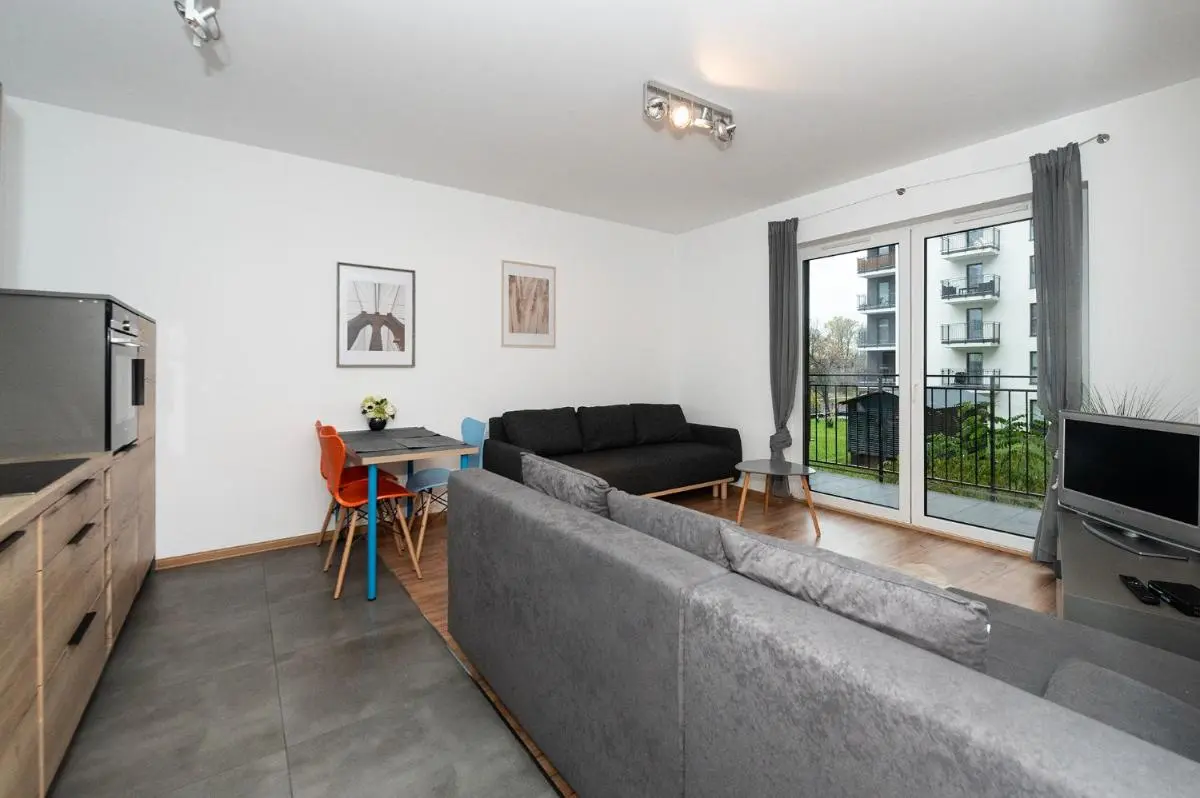 Image 4 of Luxury in City -11-