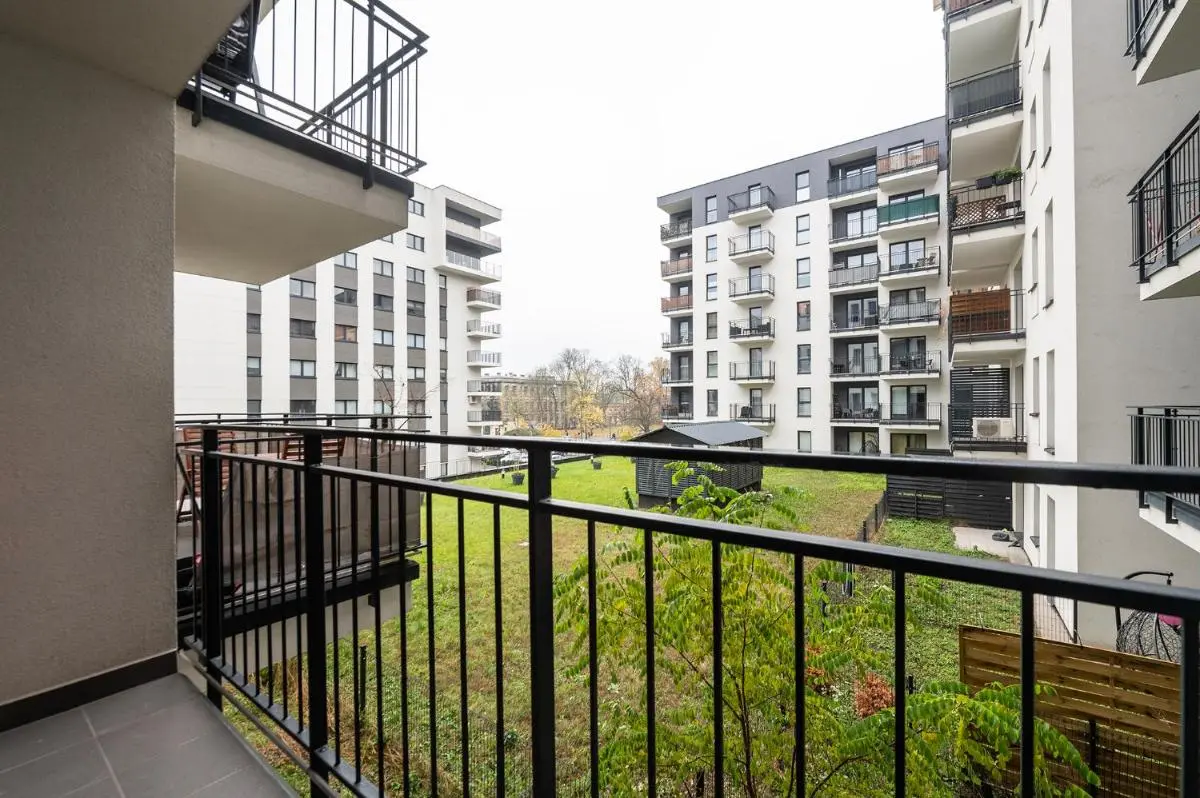 Image 5 of Luxury in City -11-