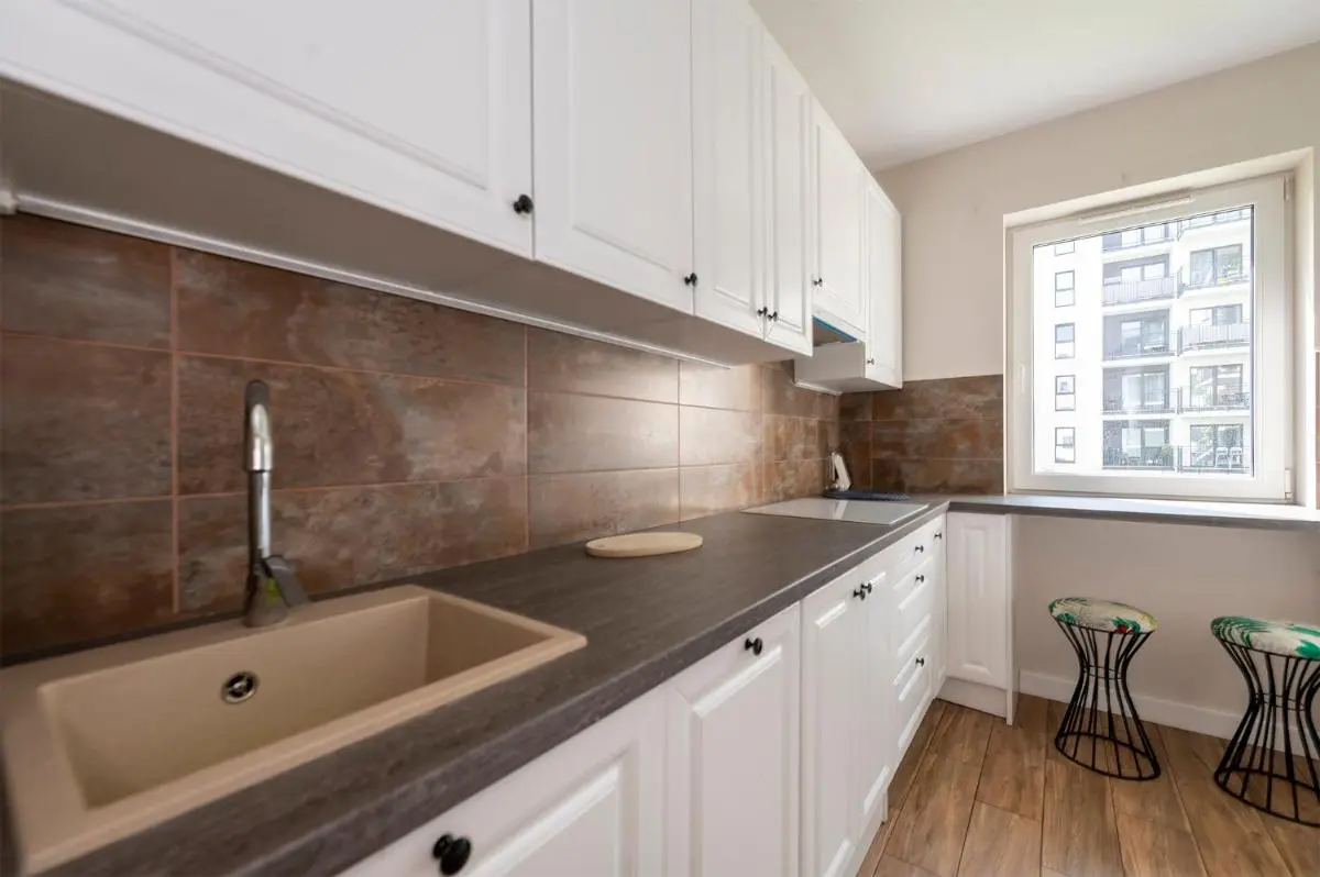 Image 2 of Luxury in City -7- Bright-Secured-FreeParking