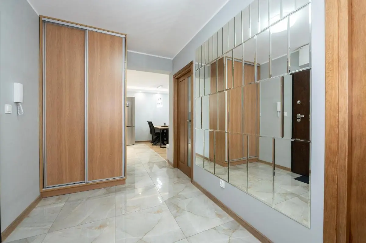 Image 6 of Luxury in the City-10-KsiezyMlyn&GaleriaLodzka