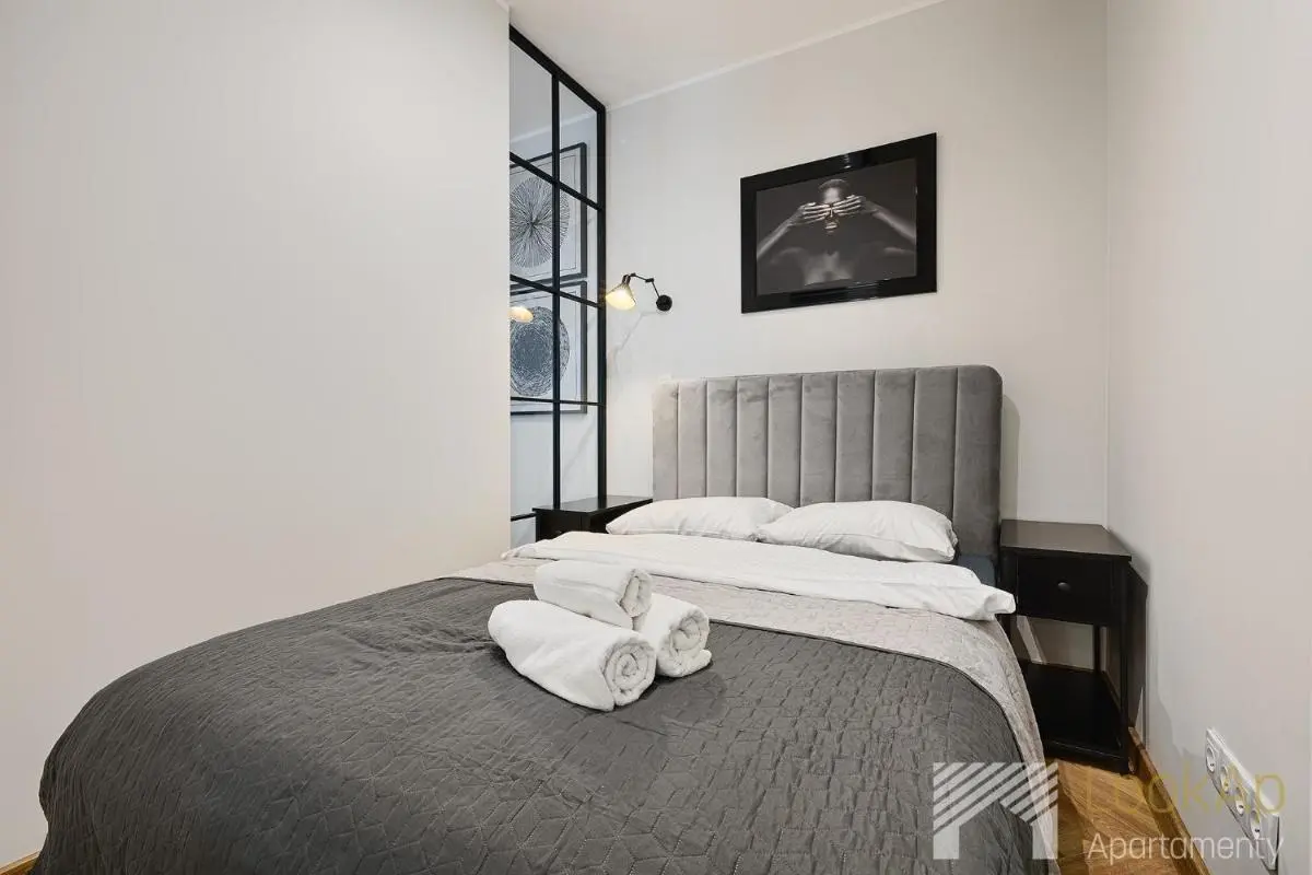 Image 6 of MI9 by LookAp