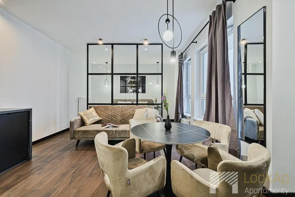 Image 4 of MI9 by LookAp