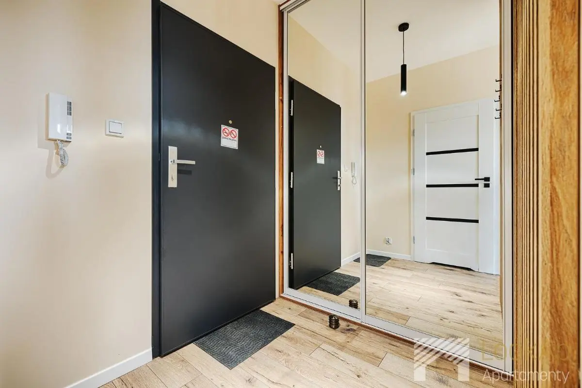 Image 2 of Manu Park I by LookAp Parking Gratis