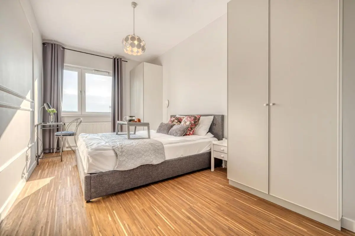 Image 1 of Manufaktura Business Suites – Parking, Balcony, Nature View – by Rentujemy