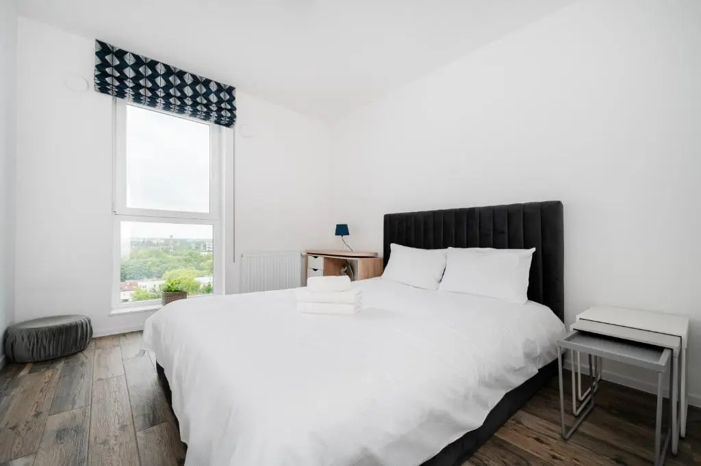 Image of Manufaktura Comfort Apartment by BookingHost