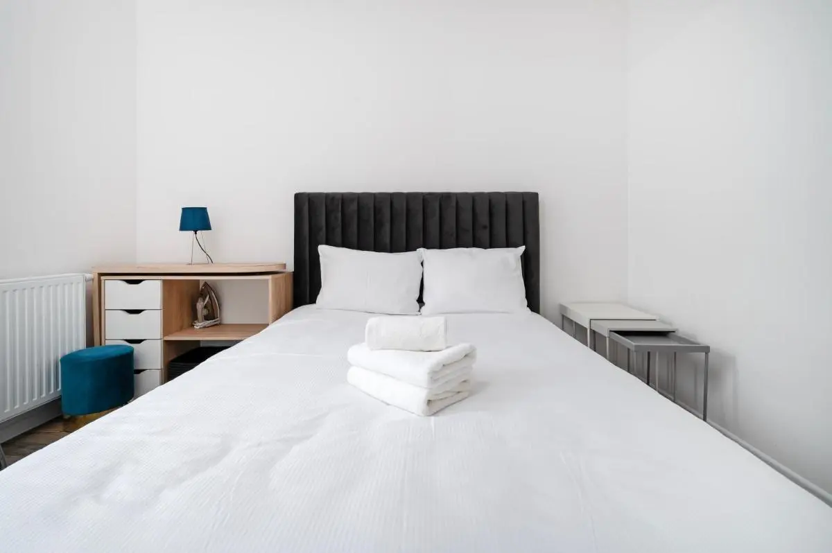 Image 6 of Manufaktura Comfort Apartment by BookingHost