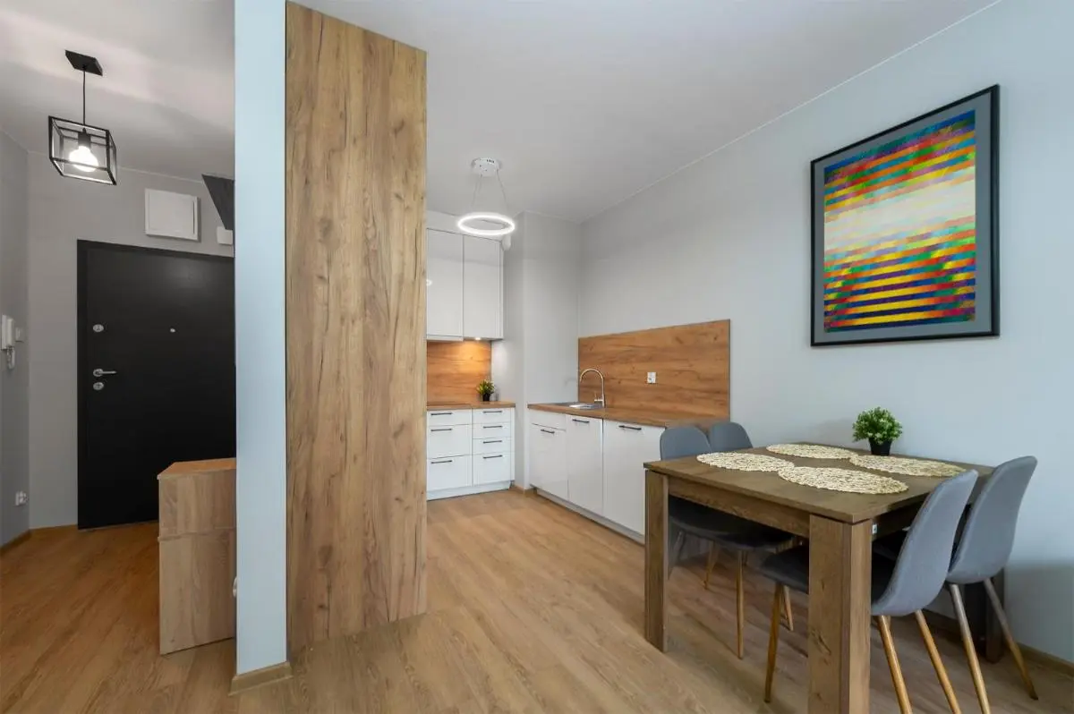 Image 3 of Manufaktura II & City Centre Free Parking