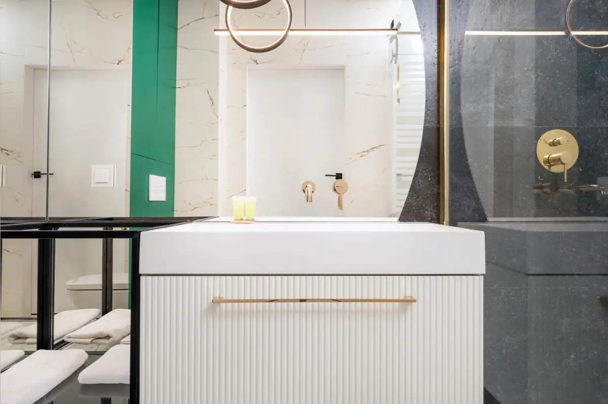 Image 2 of Manufaktura Modern Apartment