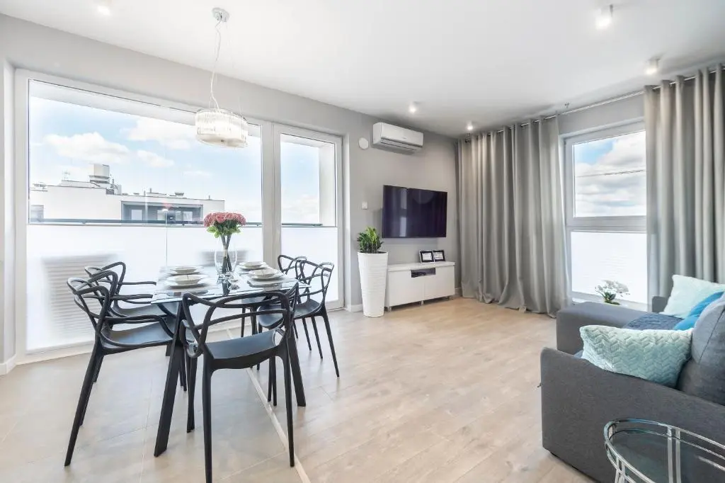 Image of Manufaktura SKYLINE by PinPoint