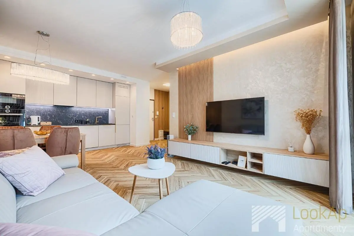 Image 4 of Mielczarskiego Premium by LookAp