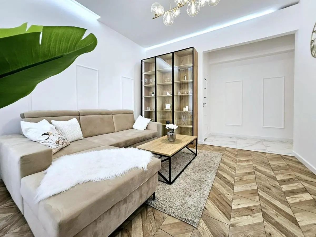 Image 1 of NARUTOWICZA Grand Apartment – CENTRUM Dworzec Fabryczna