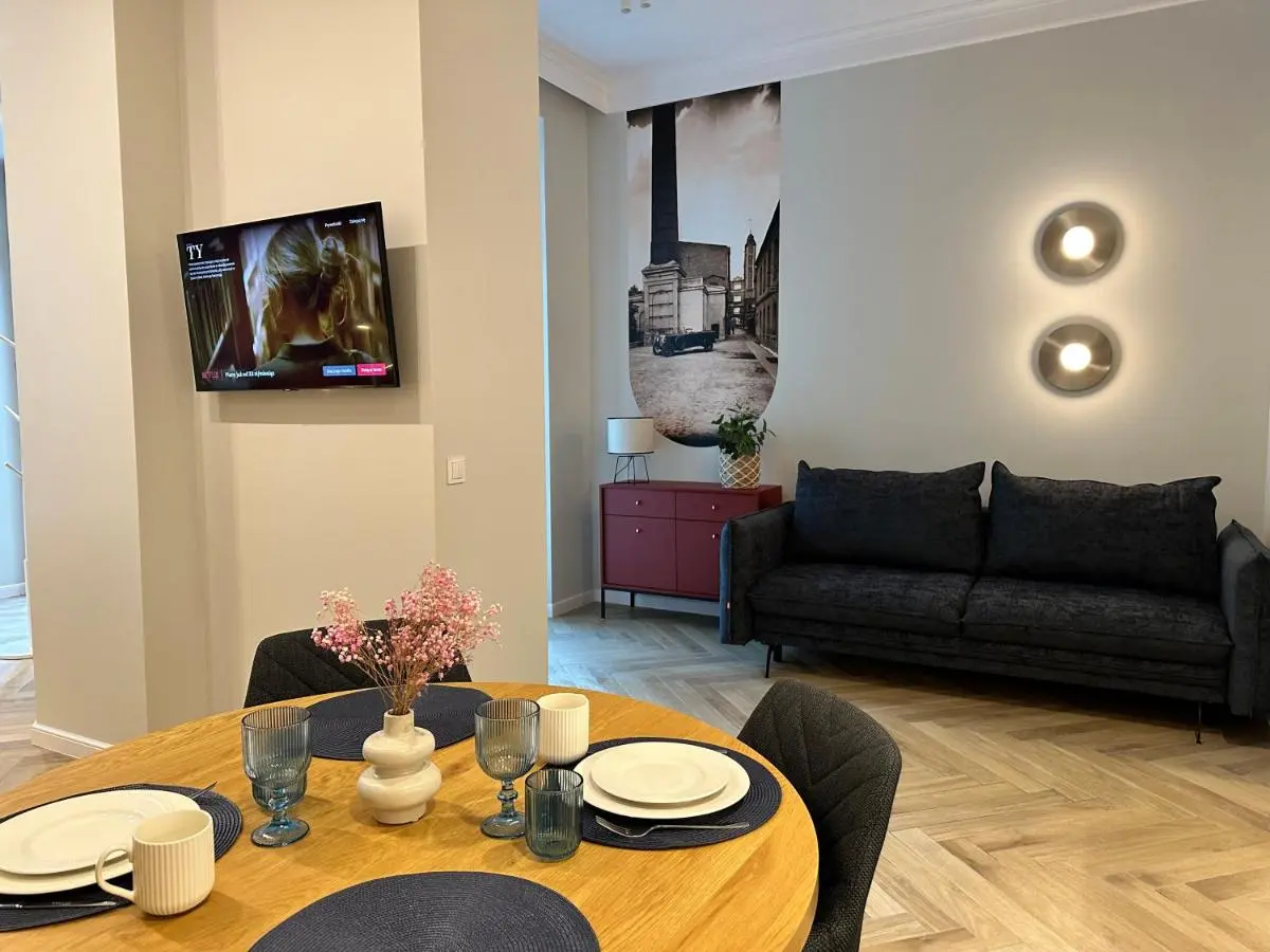 Image 4 of NOWE !!! Apartamenty OFF PIOTRKOWSKA w Roosevelta Residence, Klimatyzacja, Wejście na KOD, WiFi, FV