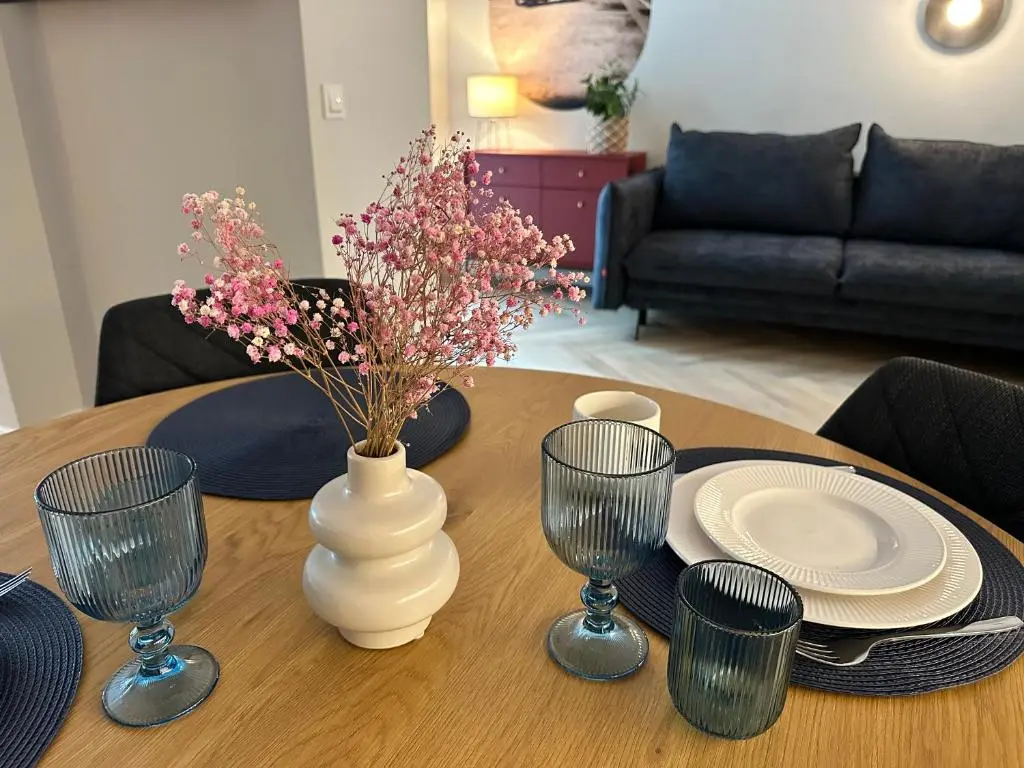 Image of NOWE !!! Apartamenty OFF PIOTRKOWSKA w Roosevelta Residence, Klimatyzacja, Wejście na KOD, WiFi, FV