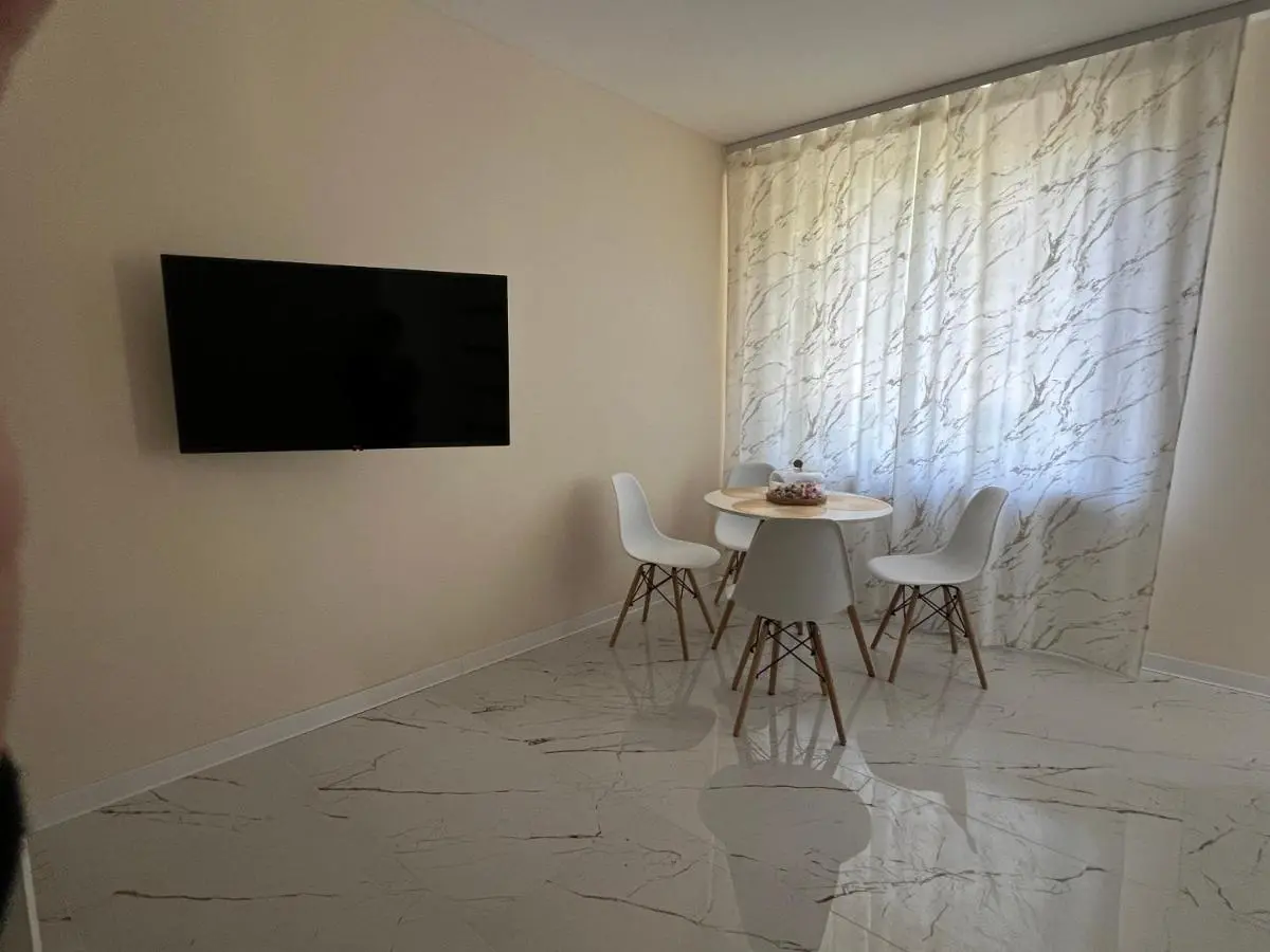 Image 1 of Nowe luksusowe Apartamenty MANUFAKTURA-Prywatny na wyłączność-Wanna-Zamykany ogrodzony Parking, Blok,Niskie pietro-cisza i spokój