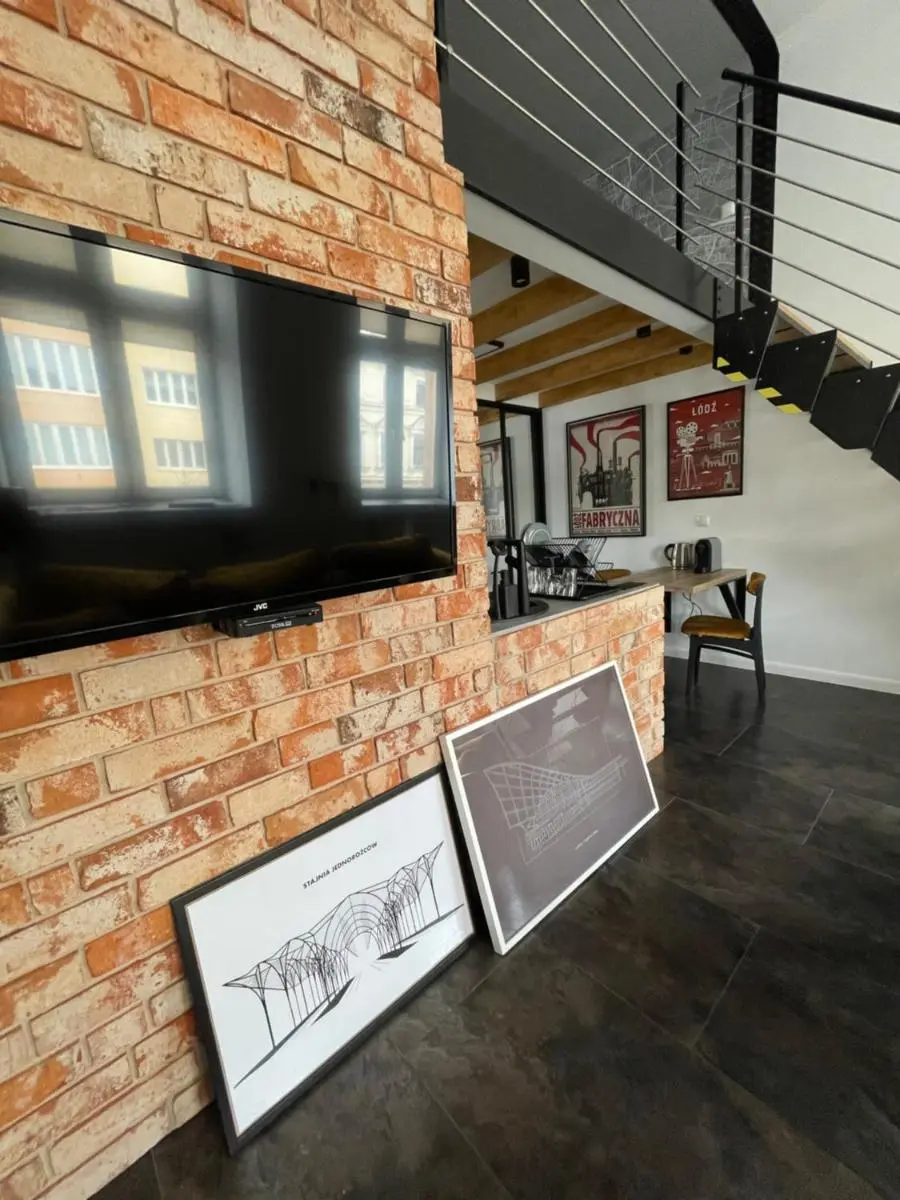 Image 2 of OFF Side Story Apartment